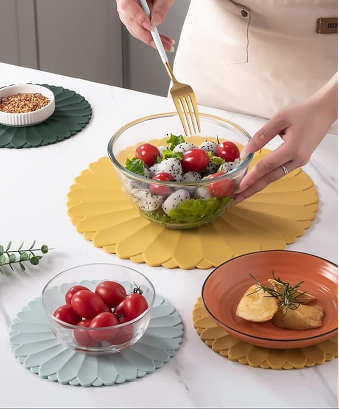 Heat-Resistant Silicone Trivet Mats, Non-Slip Hot Plate Holder for Kitchen Countertops & Dining Table, Reusable Pot Holder Pad with Secure Grip, Dishwasher Safe (Grey, Diameter: 30cm/11.81")