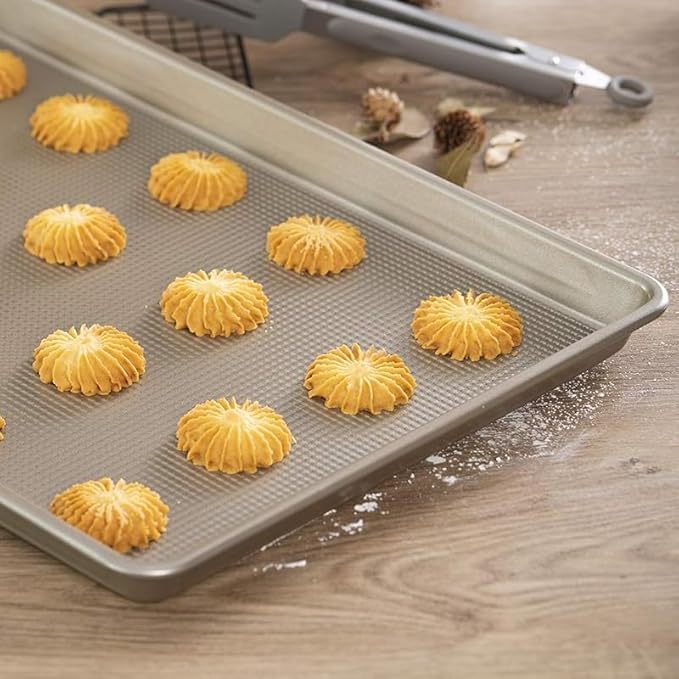 SAKER 3 Pack Nonstick Baking Sheet Set, Carbon Steel Cookie Pan with Cooling Rack, Even Heat Distribution & Warp-Resistant for Oven Baking, Roasting & Cooking (Black)