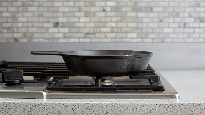 Lodge 9 Inch Cast Iron Pre-Seasoned Skillet – Signature Teardrop Handle - Use in the Oven, on the Stove, on the Grill, or Over a Campfire, Black