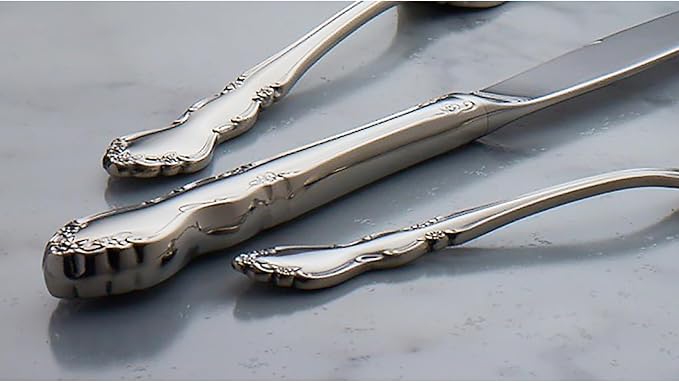 Oneida Dover Fine Flatware Salad Forks, Set of 4 , 18/10 Stainless Steel, Silverware Set, Dishwasher Safe