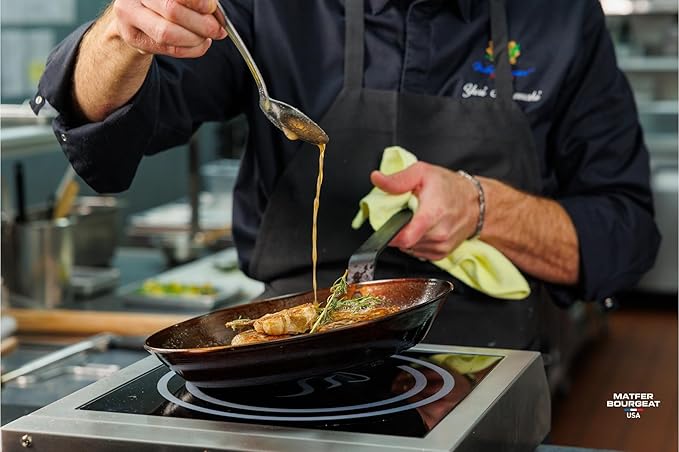 Matfer Bourgeat Black Carbon Steel Frying Pan, 12 5/8"