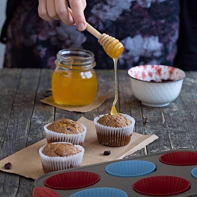 Boxiki Kitchen Non-Stick Steel 6 Cup Muffin Pan with Silicone Handles and Reusable Liners - Perfect for Baking Large Muffins and Cupcakes