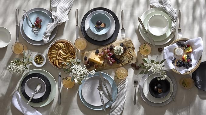 Oneida Mooncrest 20-Piece Flatware Set, Service for 4, Silver