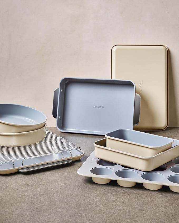 Caraway 9” Square Pan Duo - Non-Stick Ceramic Coating - Free From Forever Chemicals - Cake Pan Perfect for Brownies, Lemon Bars, & More - Navy